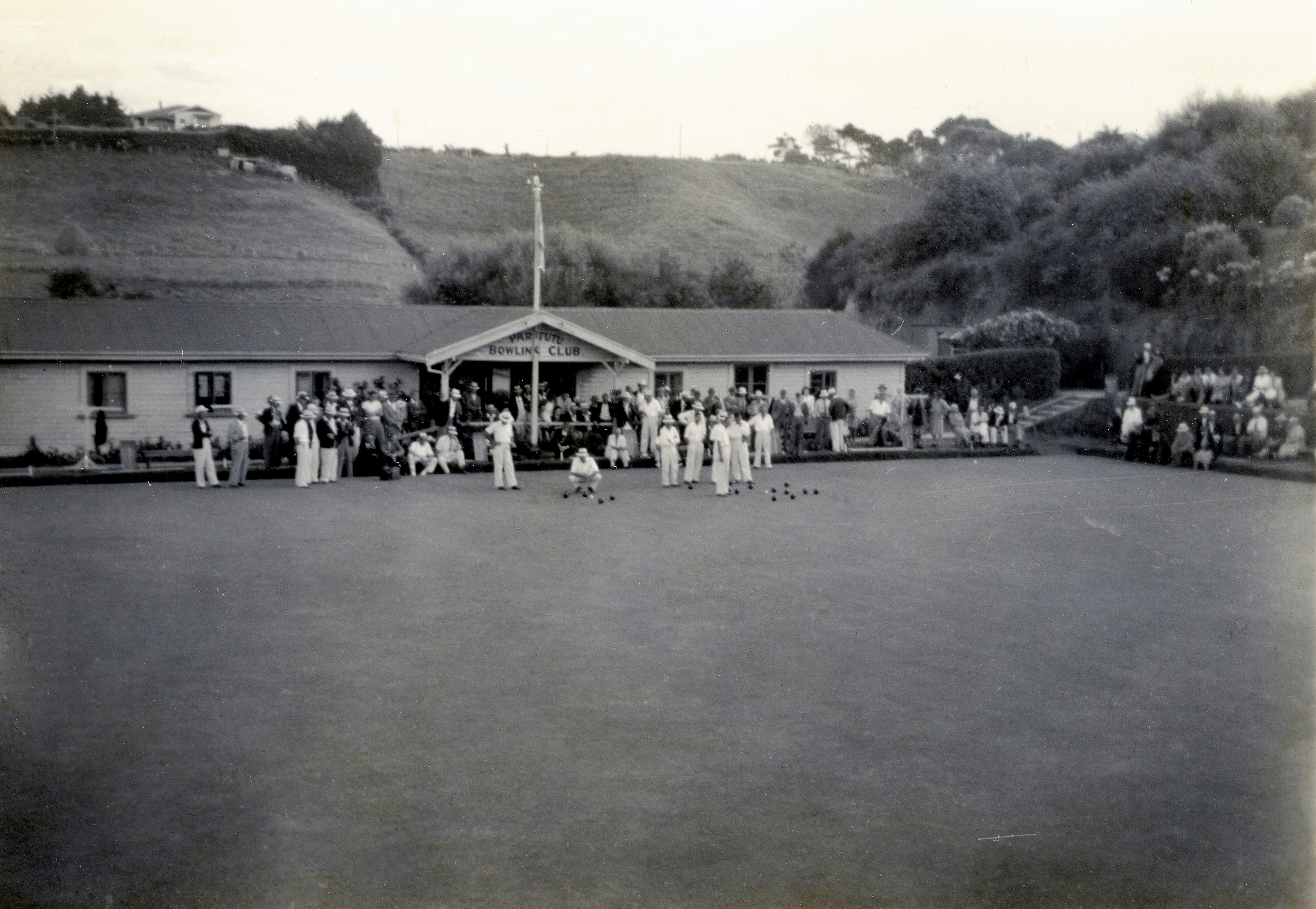 Paritutu Bowling Club.jpg