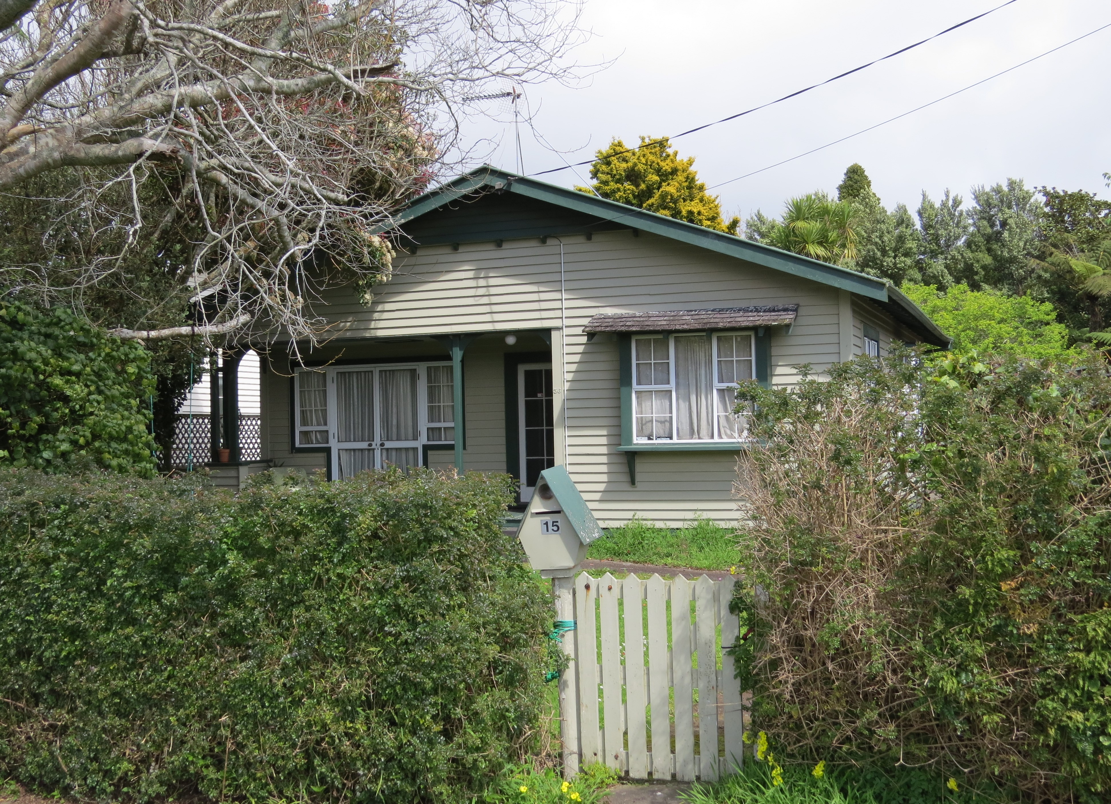 15_Hoyle_Place_2017.JPG