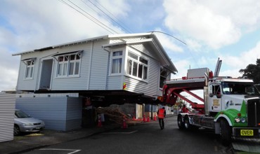 9_Bulkeley_Terrace_2017_During_Removal.jpg