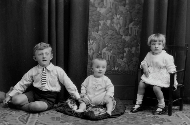 Jack Medway And Family 3 SW1923 1930 02806