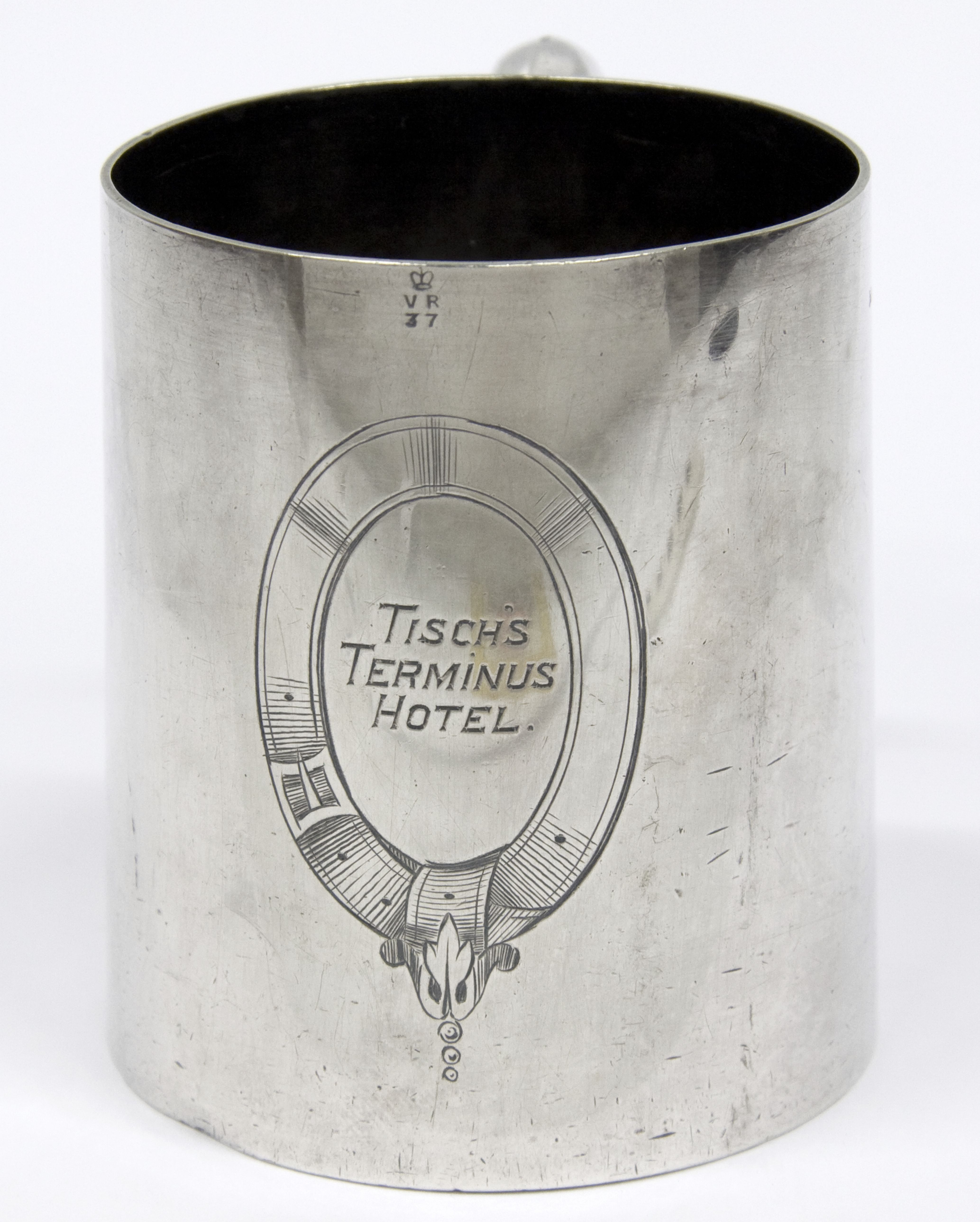 Tankard promoting Gustave Tisch's Terminus Hotel (1880s). Lee & Wigfull. Collection of Puke Ariki (PA2012.147).